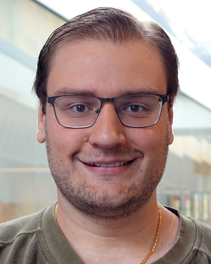 Kevin Leach headshot
